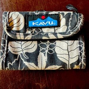 Handy small secure KAVU wallet